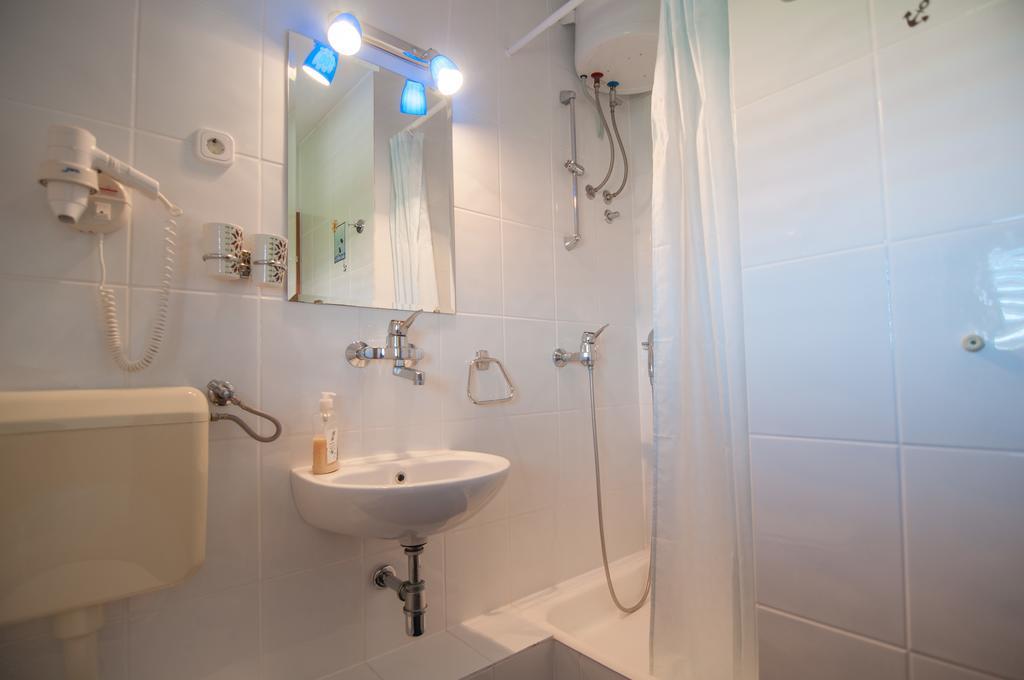 סופטאר Apartments Raic מראה חיצוני תמונה
