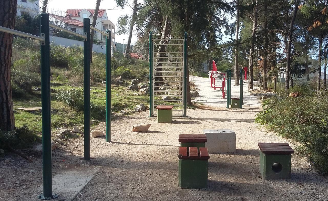 סופטאר Apartments Raic מראה חיצוני תמונה
